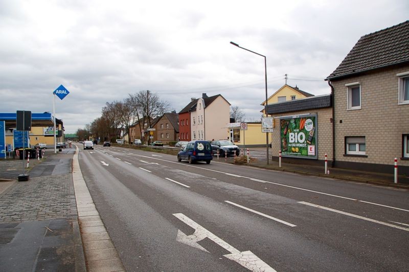 Frankfurter Str. 43/geg. Aral-Tkst/Zufahrt Netto