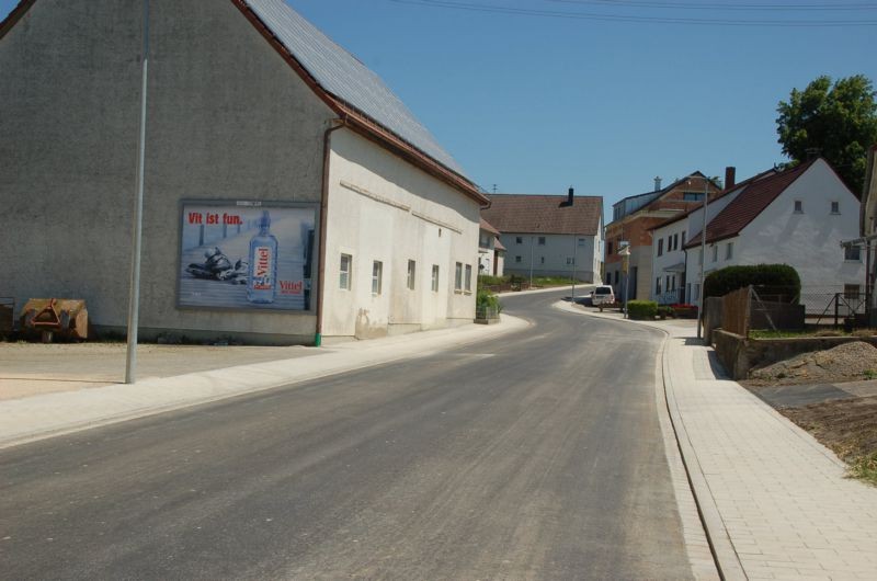 Erzabt-Brechter-Str. 36/quer zur Steinberger Str (Dorndorf)