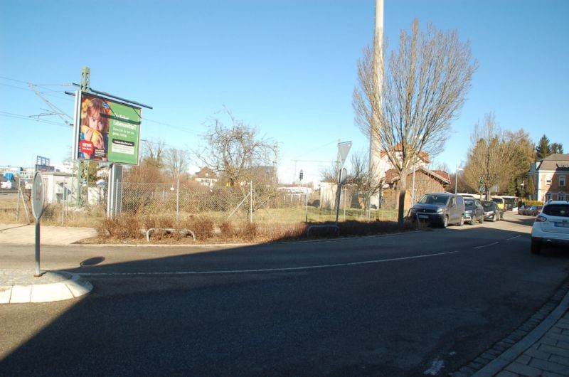 Eisenbahnstr. 1/beim Kreisel/WE rts (City-Star)