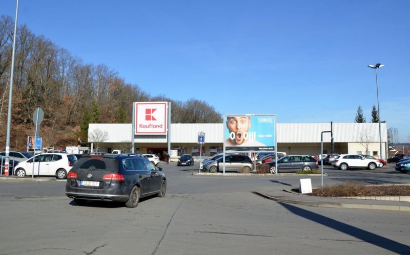 Uferstr. 1 /Kaufland/geg. Einfahrt