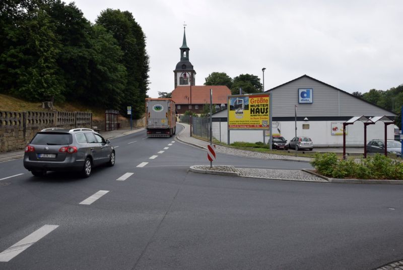 Hauptstr. 109 /Diska/Zufahrt/quer zur Str