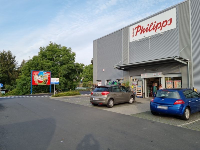 Naunheimer Str. 40 /Rewe/nh. Thomas Philipps (rts)