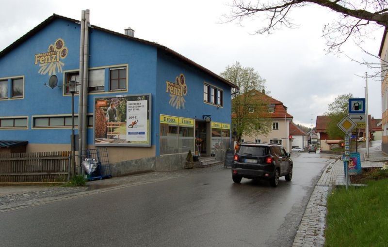 Kaiserstr. 16 /Edeka/neb. Eingang (quer zur Str)