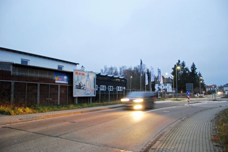 Donnersbergstr/Tilsiter Str (Sicht Kreisel)