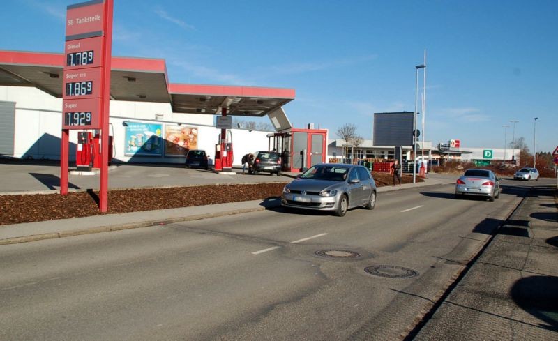 Dieselstr. 1 /Kaufland/Höhe Einfahrt/Tankstelle