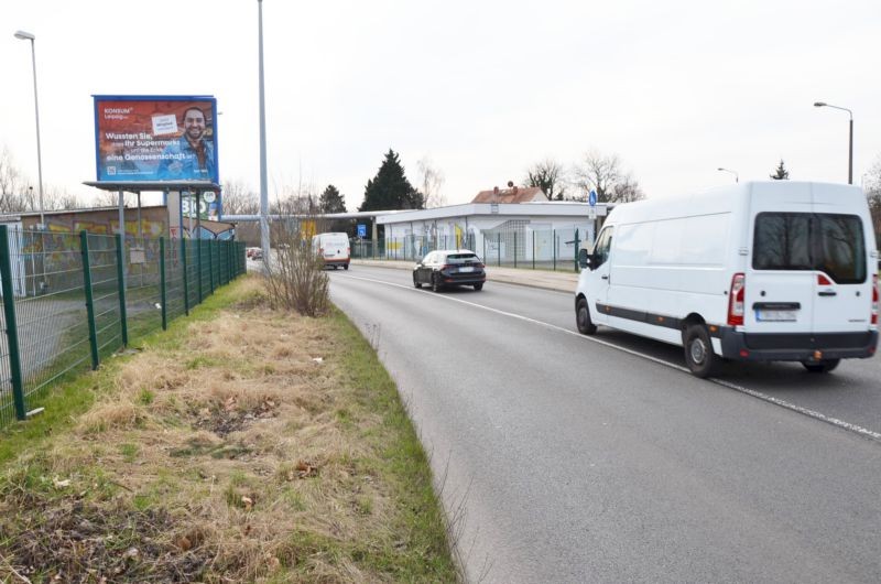 Hohentichelnstr/geg. Einfahrt Tkst/WE lks (City-Star)