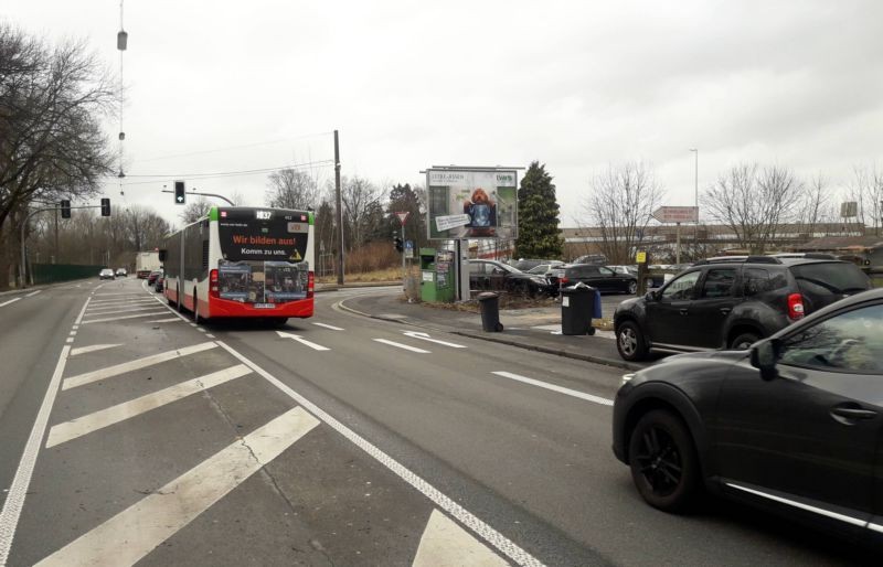 Milsperstr. 36/Sicht Einfahrt (City-Star)