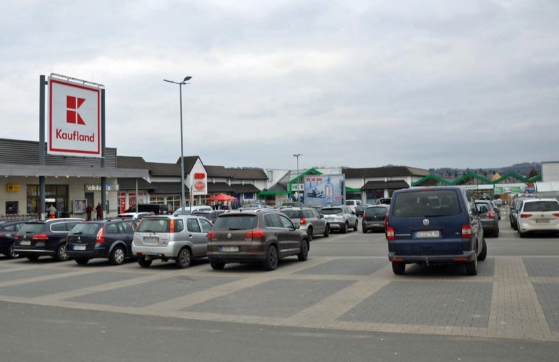 Oettersdorfer Str. 40 /Kaufland/Höhe Eing/Sicht Eingang