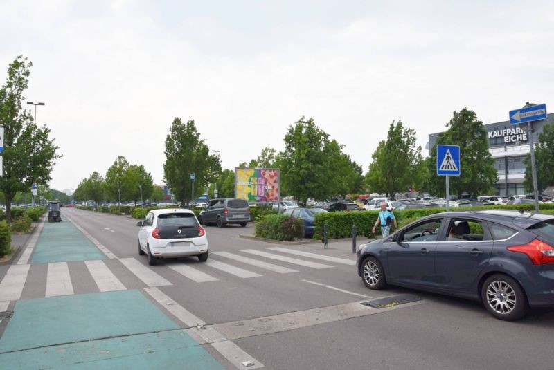 Landsberger Chaussee /Kaufland/geg. Eingang/lks (Sicht Einf)