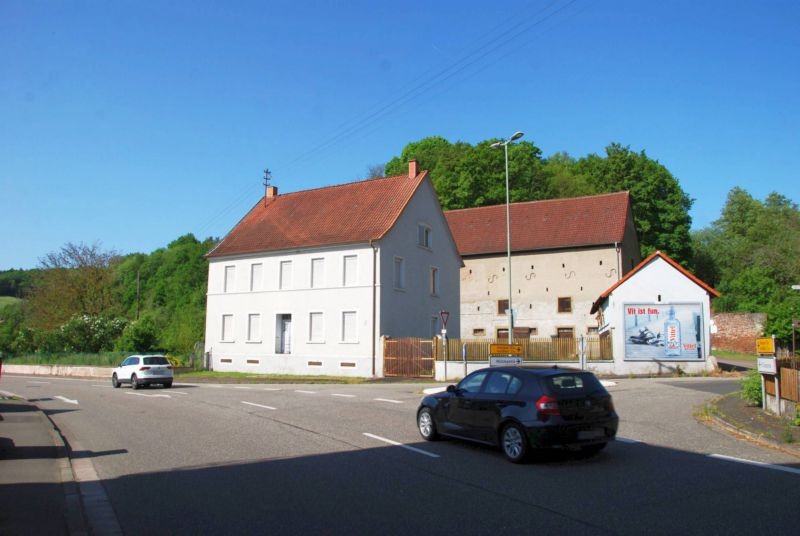 Reckweiler Hof 5/B 270 (quer zur Str)