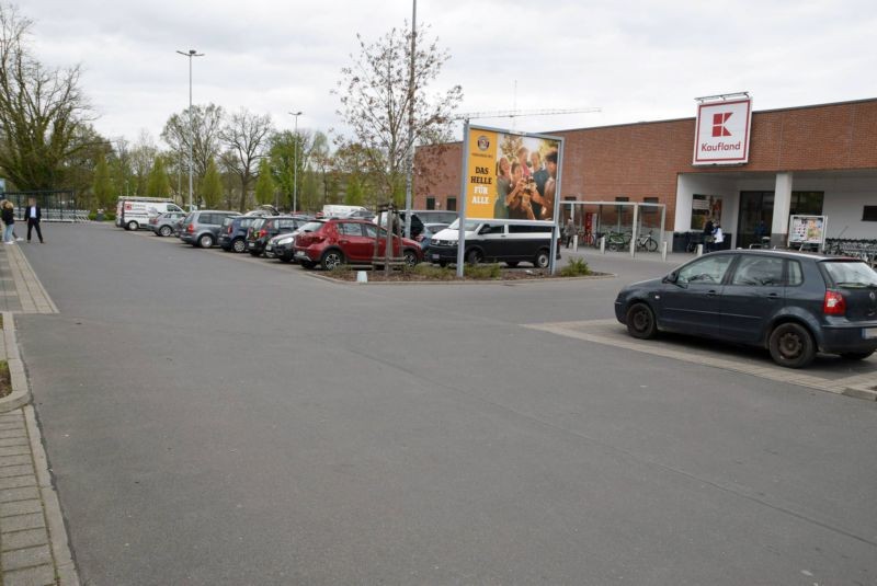 Wiesenstr. 7 /Kaufland/geg. Eingang (Sicht Netto)