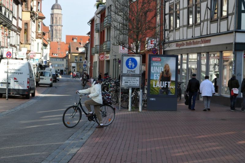 Kurze-Geismar-Str. 24/bei Kaufland (Sicht Volksbank)