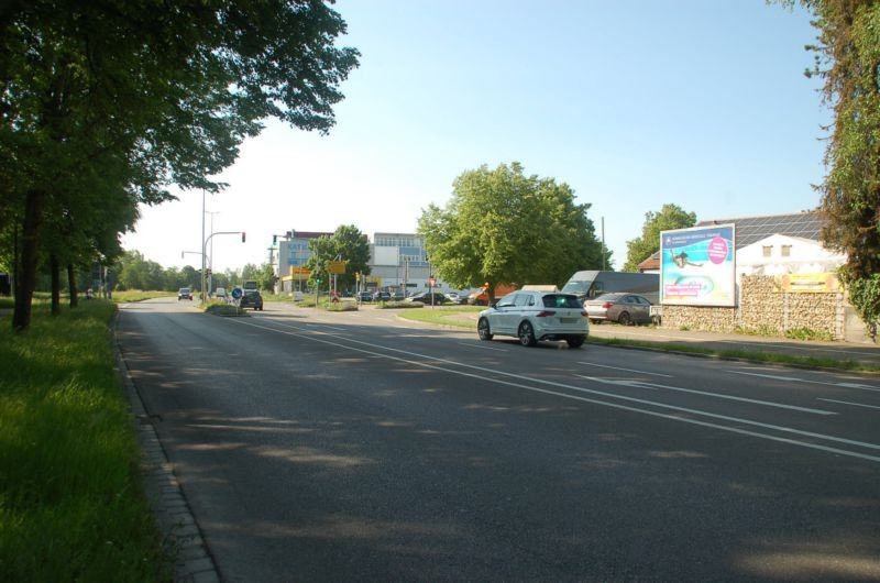 Bayernring/Augsburger Str. 67/Zufahrt Netto (rts)