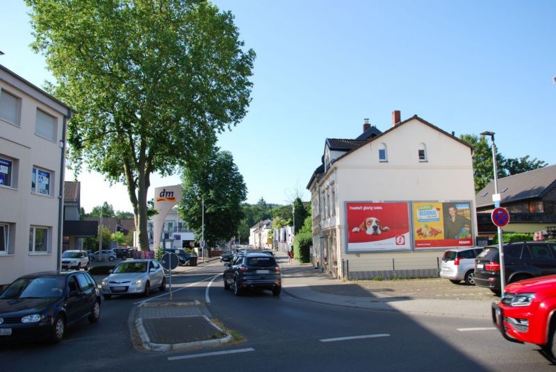 Lindenstr. 11/Zufahrt Penny/Sicht Kreisel (quer am Giebel)