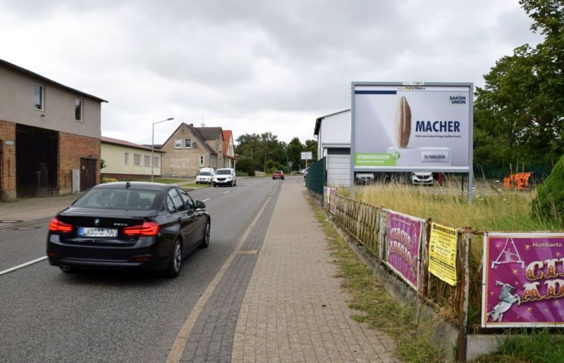 Darguner Str/Warsower Weg/WE rts  (Neukalen)