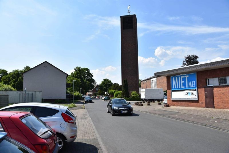 Leuschnerstr/Markt 15/Zufahrt Rewe