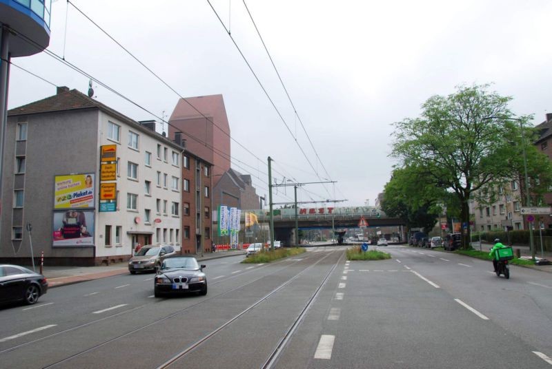 Ruhrorter Str. 14/quer am Giebel (unten)