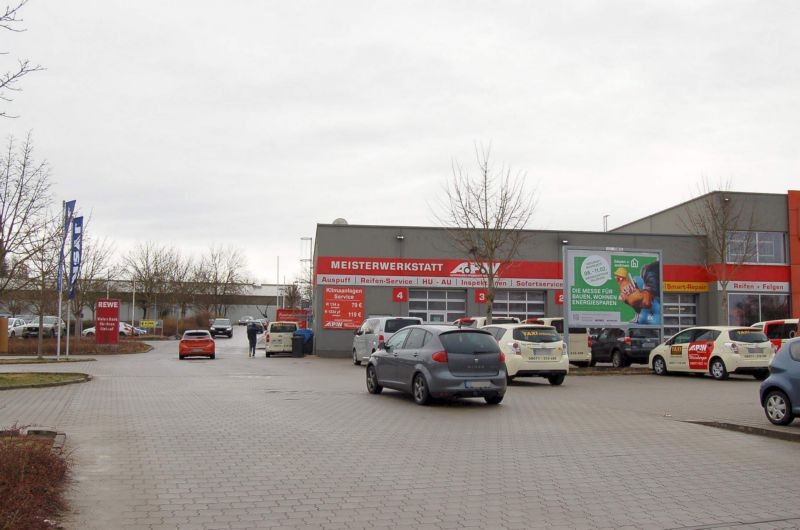 Bernd-Motzkus-Str. 5/geg. Rewe/nh. Eingang A.T.U.