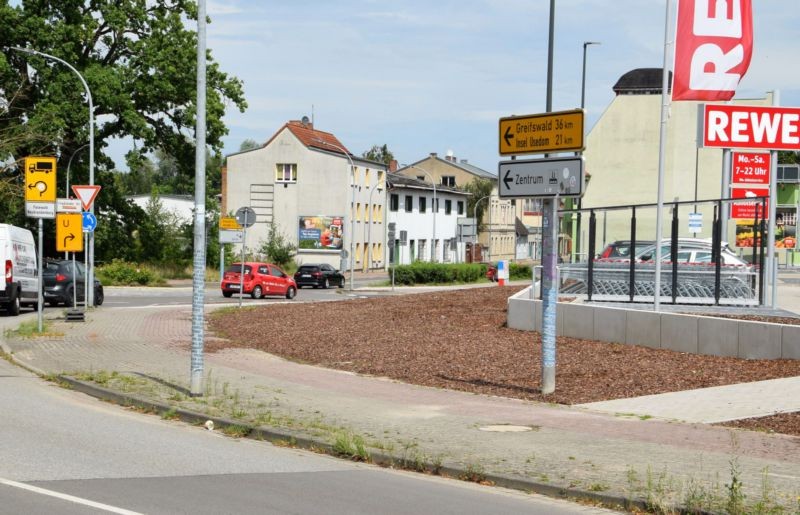 Demminer Str. 18/B 110/geg. Rewe -Leipziger Allee (quer)
