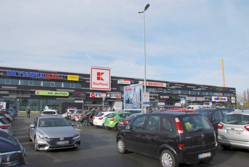 Flörsheimer Str. 1 /Kaufland/nh. Apotheke/Sicht Apotheke