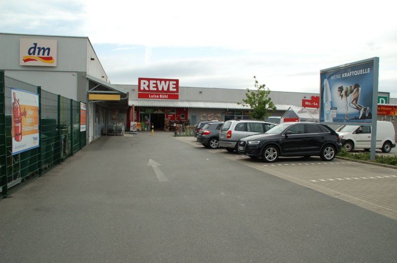 Löserstr. 1 /Rewe/geg. Eingang (Sicht Markt)