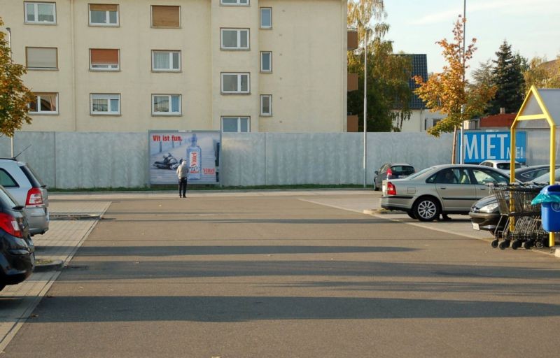 Am Speyerbach 2 /Edeka/geg. Eingang (lks)