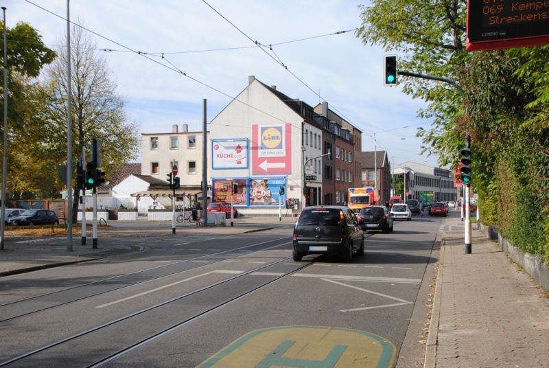Hülser Str. 202/Girmesgath/Zufahrt Lidl (oben)