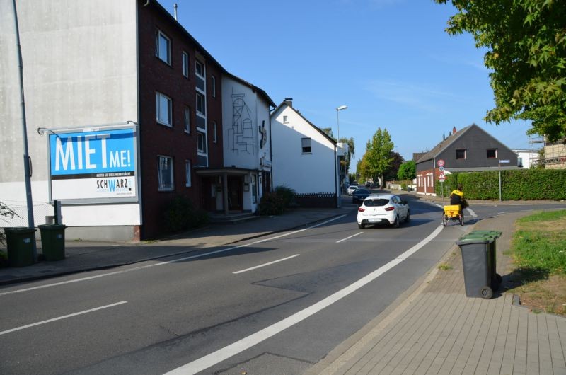 Zehntweg 250/neb. Netto (quer am Giebel)