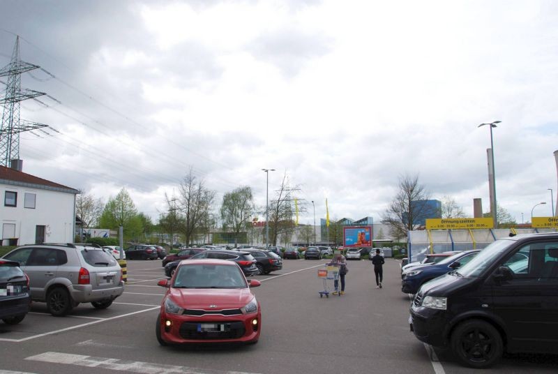 Walter-von-Rathenau-Str. 2 /Edeka/geg. Eing/Sicht Eing