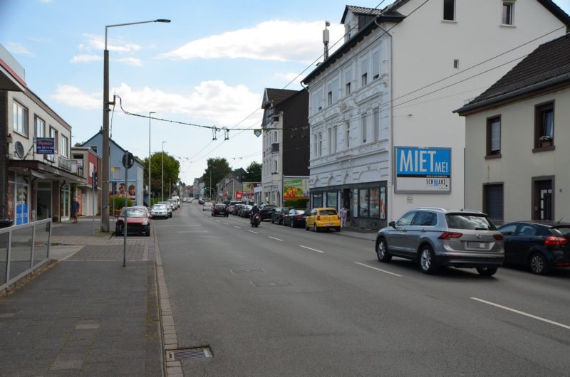 Merscheider Str. 33/Zufahrt Getränke-Star (quer am Giebel)