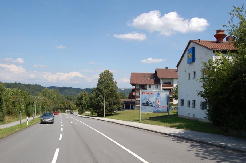 Neue Schulbergstr/Dr.-Fritz-Ebbert-Str/Zuf Norma (WE rts)