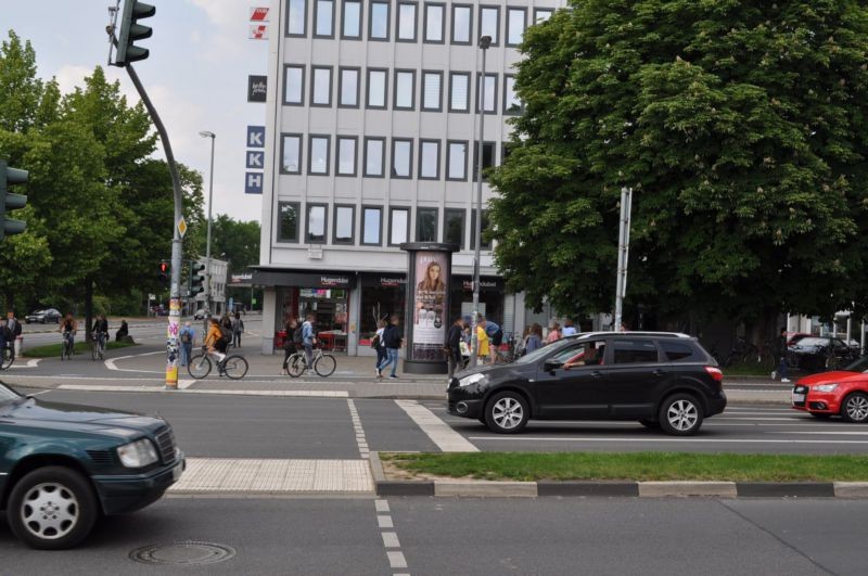 Nikolausberger Weg/vor Weender Landstr 6 (Säule -drehend)