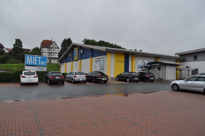 Karlshafener Str. 15 /Edeka/neb. Eingang