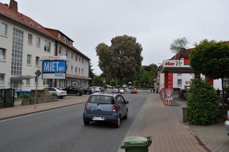 Bahnhofstr. 31/geg. Tankstelle/WE lks (City-Star)