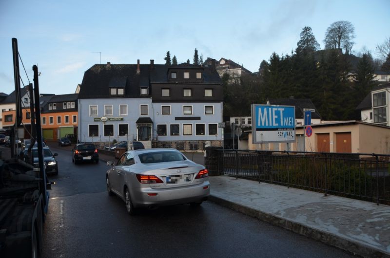 Bahnhofstr. 10/nh. Netto/WE rts