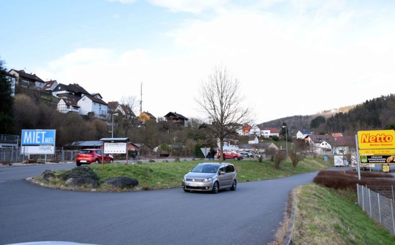 Bahnhofstr/In den Kreuzwiesen/geg. Netto (quer)