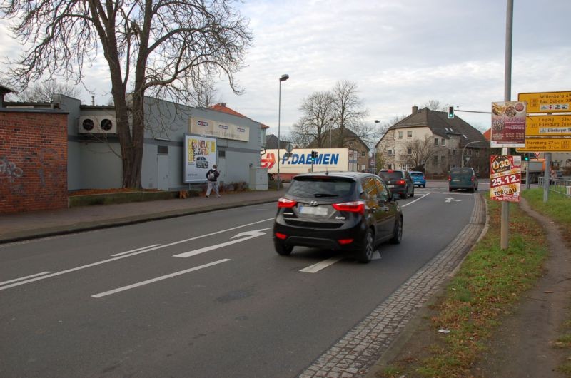 Eilenburger Str. 2/B 182 /Nah & Frisch/lks vom Eingang