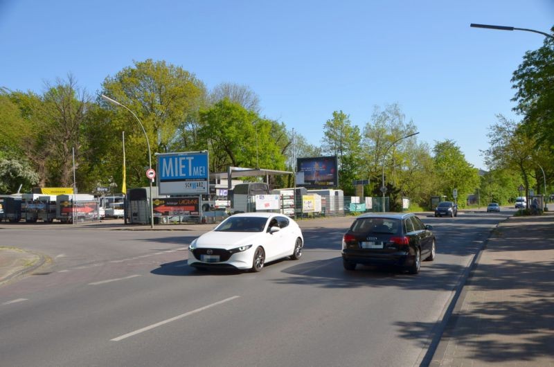 Braukämperstr/Ecke Giebelstr. 101 (quer zur Str)