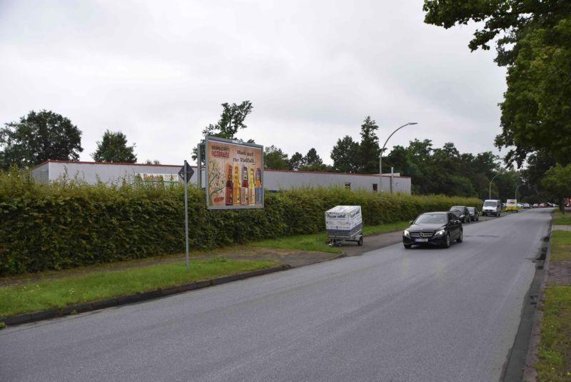 Konrad-Adenauer-Str. 6 /Trinkgut/neb. Einfahrt