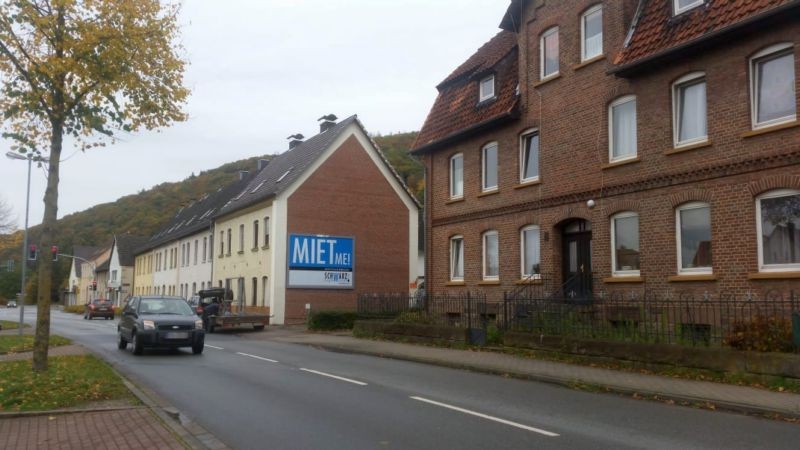 Rühler Str. 1d/geg. KiK (quer)