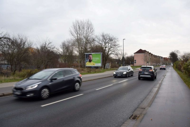 Anhaltstr. 74/Zufahrt EKZ/nh Freiherr-vom-Stein-Str/WE lks