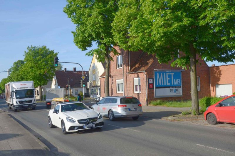 Bergstr. 61 (quer am Giebel)
