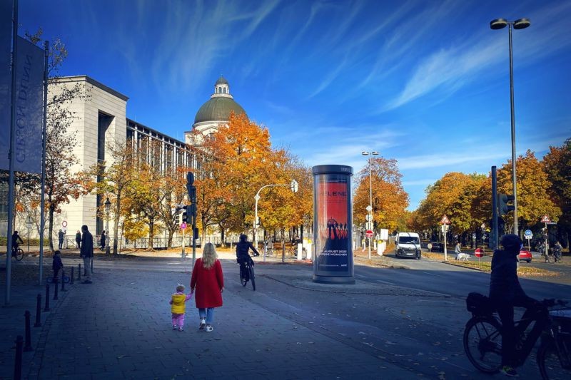 Karl-Scharnagl-Ring/Hofgartenstr. 8