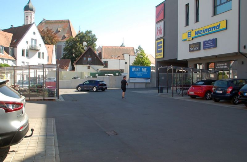 Kapuzinerstr. 5 /Edeka/lks vom Eingang