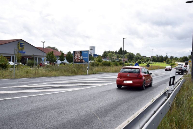 Sonnefelder Str. 1/bei Edeka -Gewerbepark (WE lks)