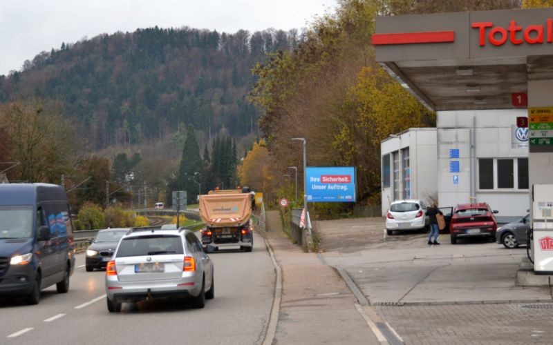 Rottweiler Str. 2/neb. Tankstelle (quer zur L 424)