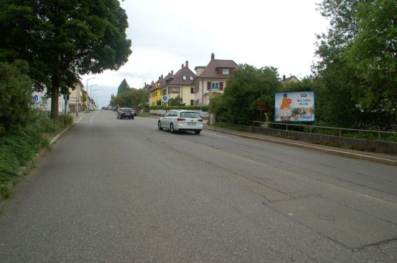 Römerstr/geg. Nr. 11 (rts)