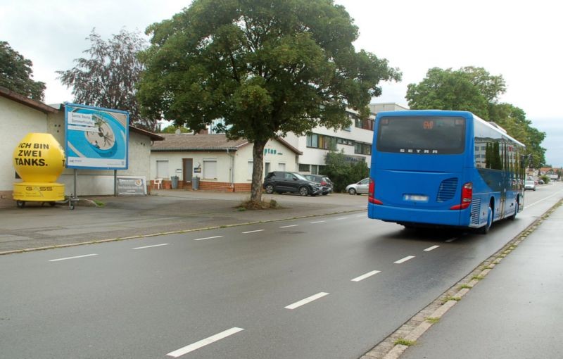 Niederwiesenstr. 40/Zufahrt Edeka