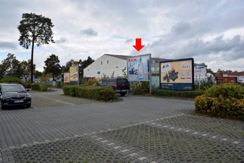 Sachsenhausener Str. 21 /Edeka/neb. Eing/Sto. 2 (linke GF)