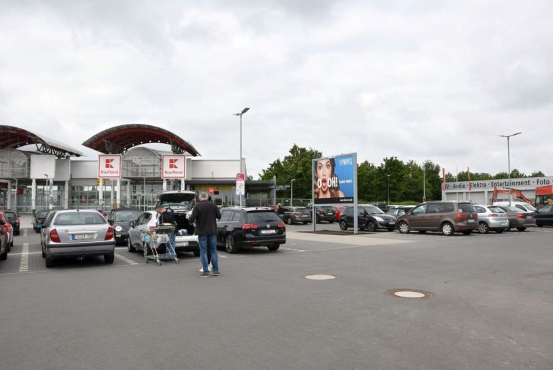 Häuersteig 2 /Kaufland/nh. Eingang/Sicht Eingang